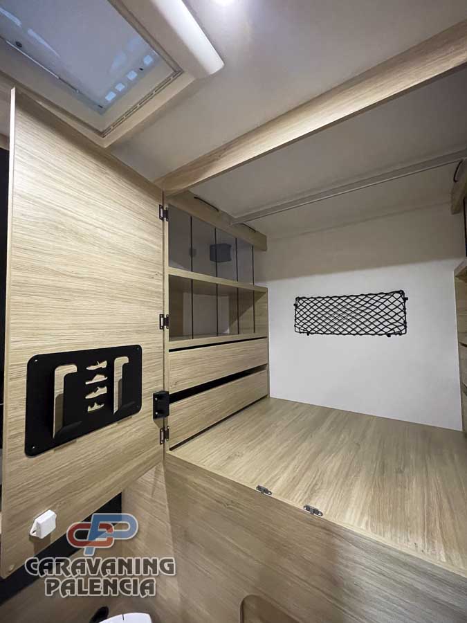 challenger-250-graphite-edition-m26-caravaning-palencia-17