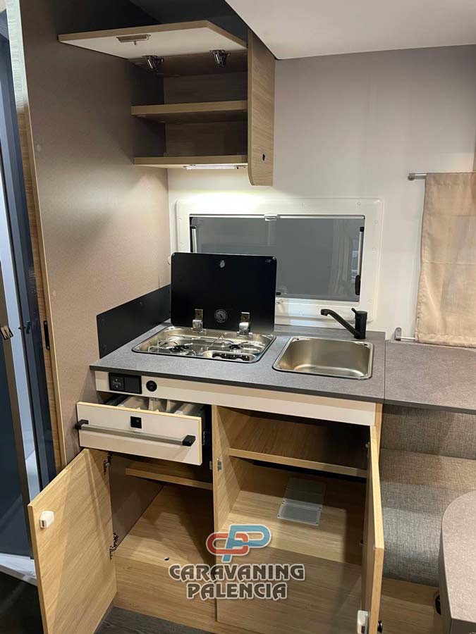 challenger-328-break-edition-cravaningpalencia-3 challenger-328-break-edition-cravaningpalencia-3