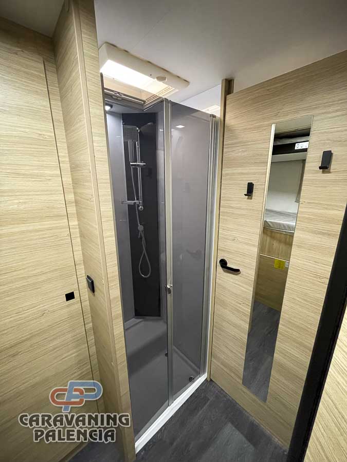 challenger-380-break-edition-caravaning-palencia-13 challenger-380-break-edition-caravaning-palencia-13