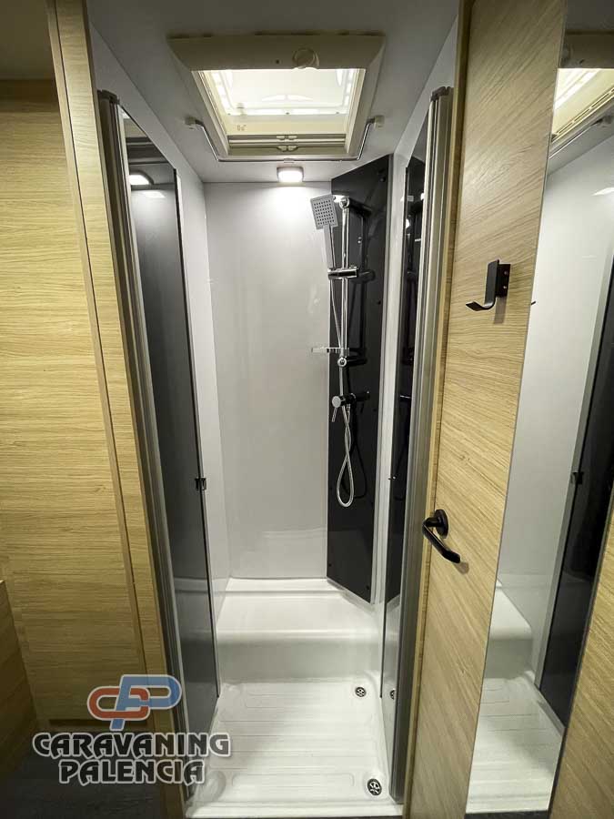 challenger-380-break-edition-caravaning-palencia-19 challenger-380-break-edition-caravaning-palencia-19
