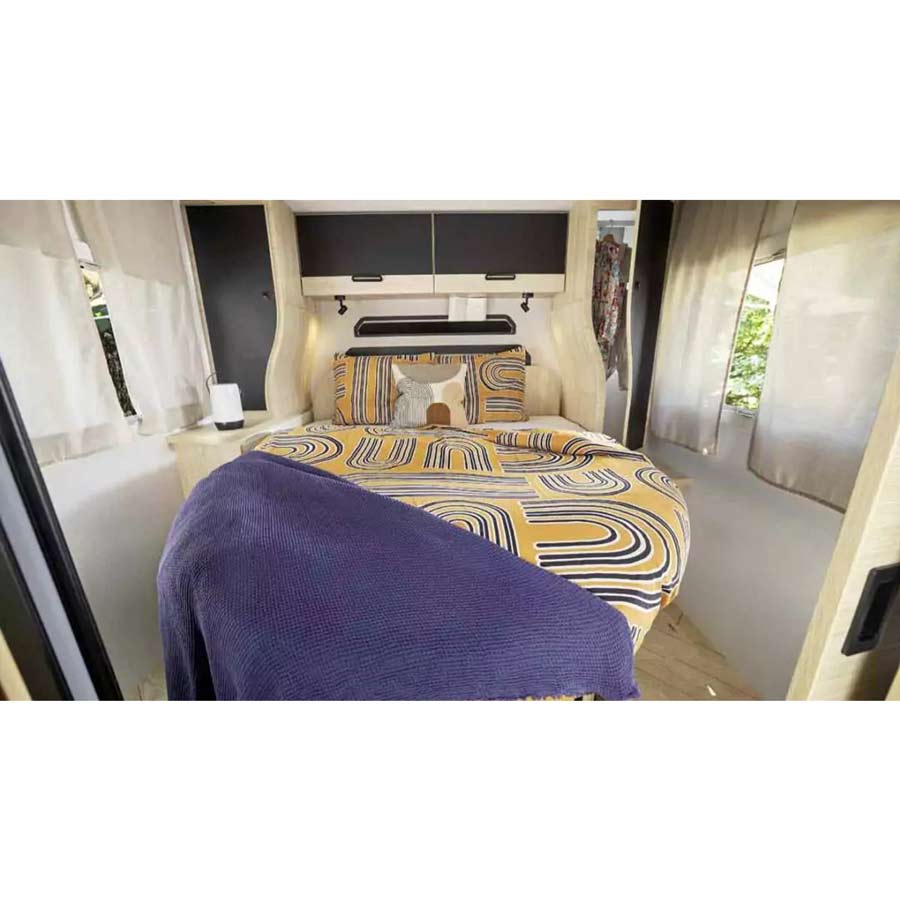 challenger-328-graphite-edition-m26-caravaning-palencia-cama-isla