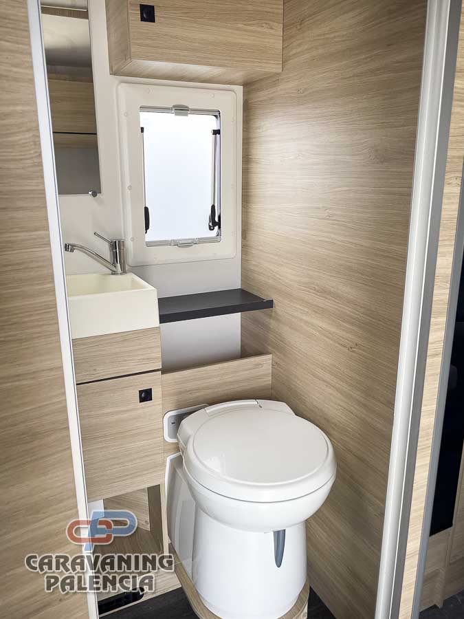 challenger-c256-caravaning-palencia-16