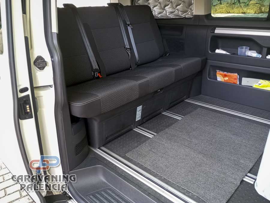 volkswagen-multivan-caravaning-palencia-10 volkswagen-multivan-caravaning-palencia-10