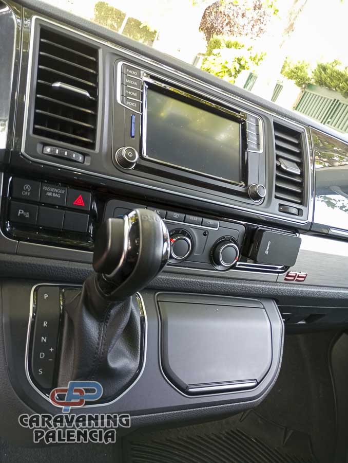 volkswagen-multivan-caravaning-palencia-17 volkswagen-multivan-caravaning-palencia-17