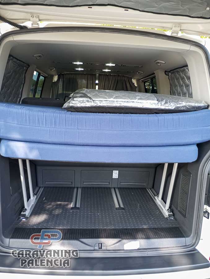 volkswagen-multivan-caravaning-palencia-9 volkswagen-multivan-caravaning-palencia-9