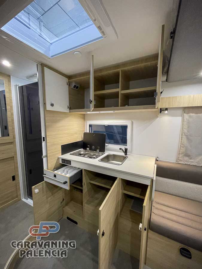 challenger-260-ultimate-edition-caravaning-palencia-11