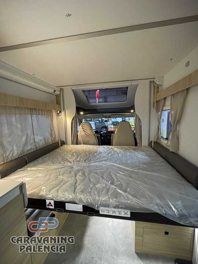 challenger-260-ultimate-edition-caravaning-palencia-16