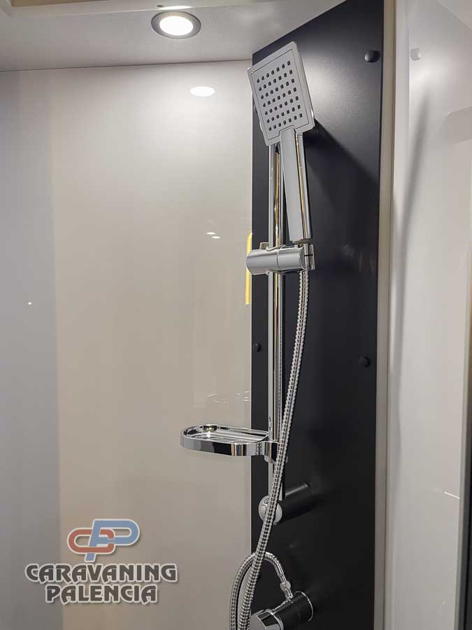 challenger-318-ultimate-edition-m26-caravaning-palencia-10 challenger-318-ultimate-edition-m26-caravaning-palencia-10