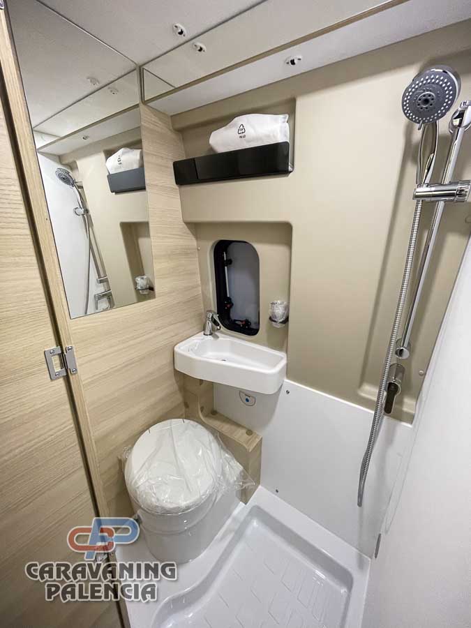 challenger-v114max-m26-break-edition-caravaning-palencia-8