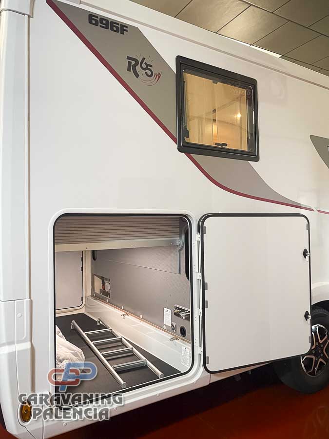 rapido-696F-caravaning-palencia-1 rapido-696F-caravaning-palencia-1