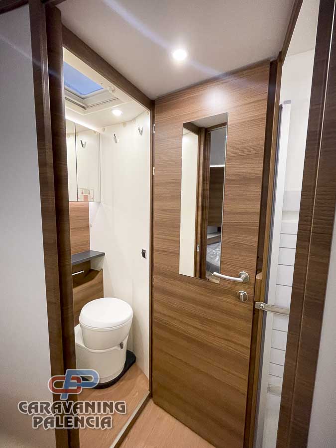 rapido-696F-caravaning-palencia-12 rapido-696F-caravaning-palencia-12