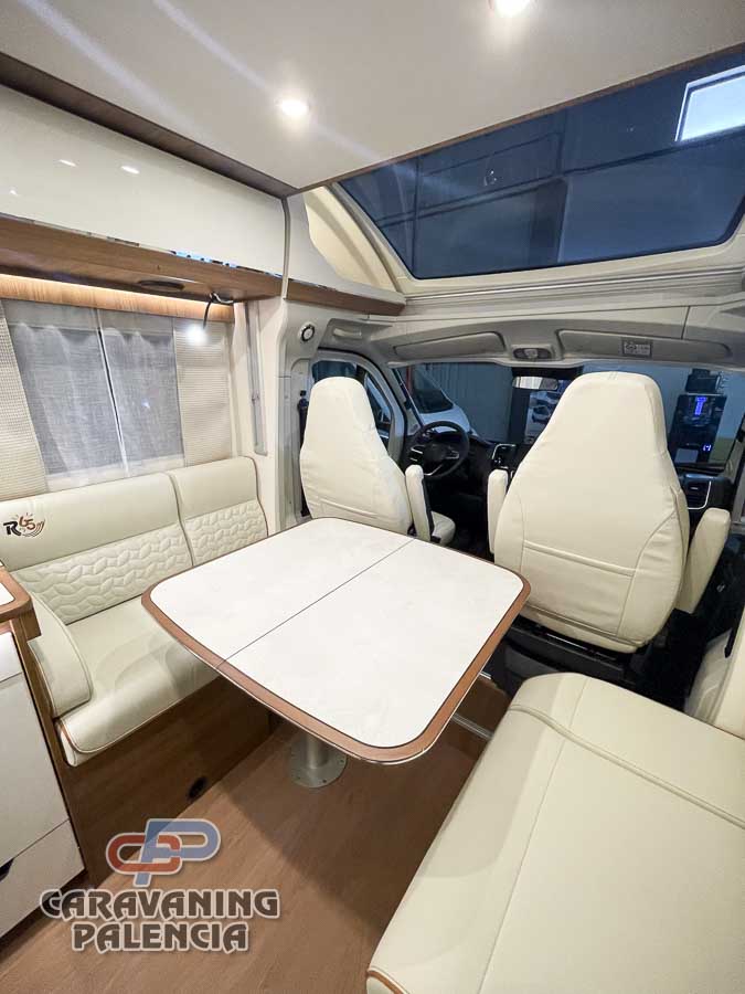 rapido-696F-caravaning-palencia-13 rapido-696F-caravaning-palencia-13