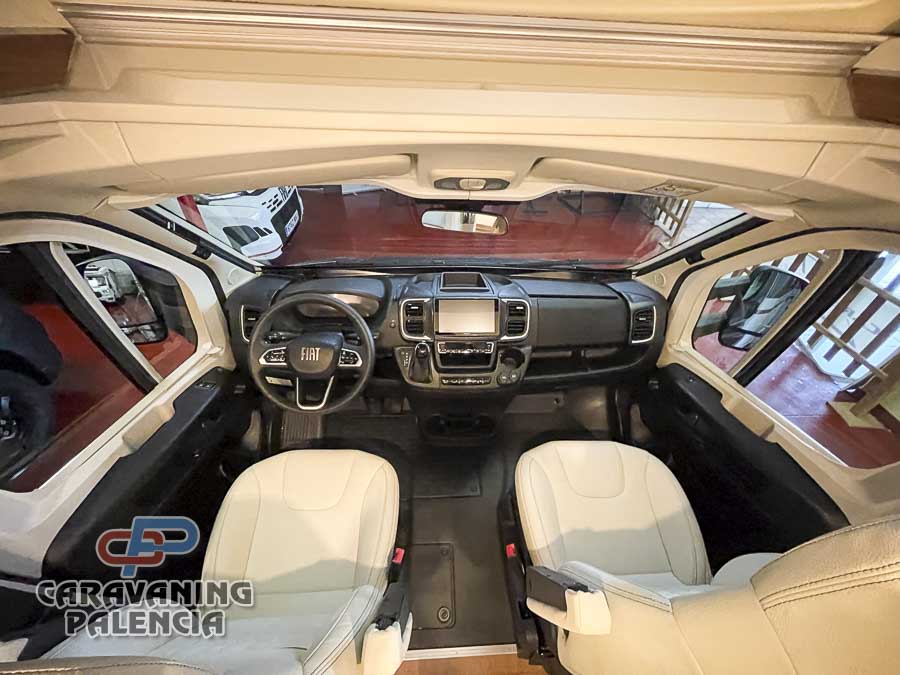 rapido-696F-caravaning-palencia-17 rapido-696F-caravaning-palencia-17