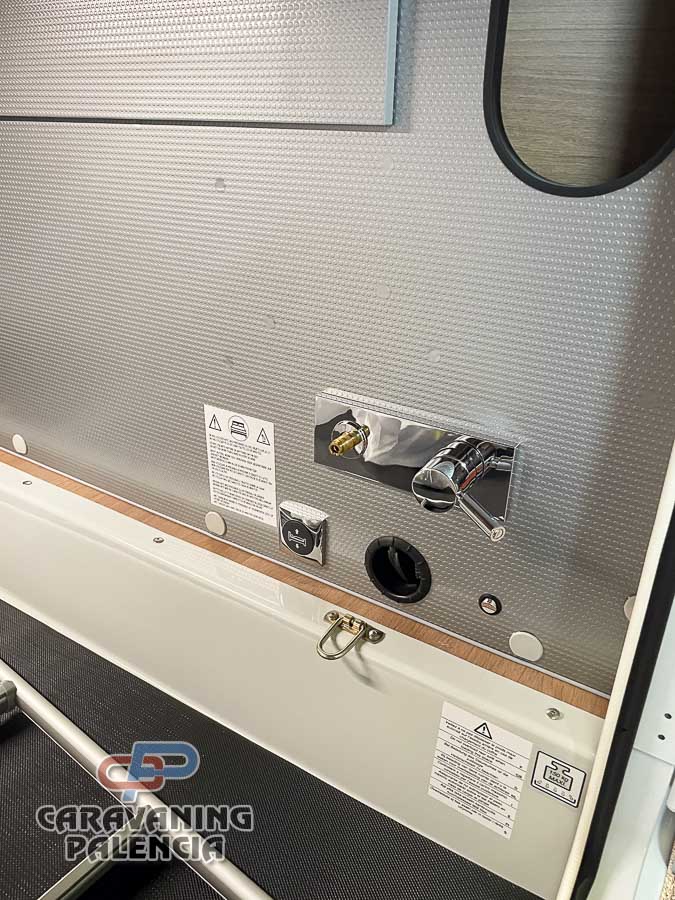 rapido-696F-caravaning-palencia-2 rapido-696F-caravaning-palencia-2