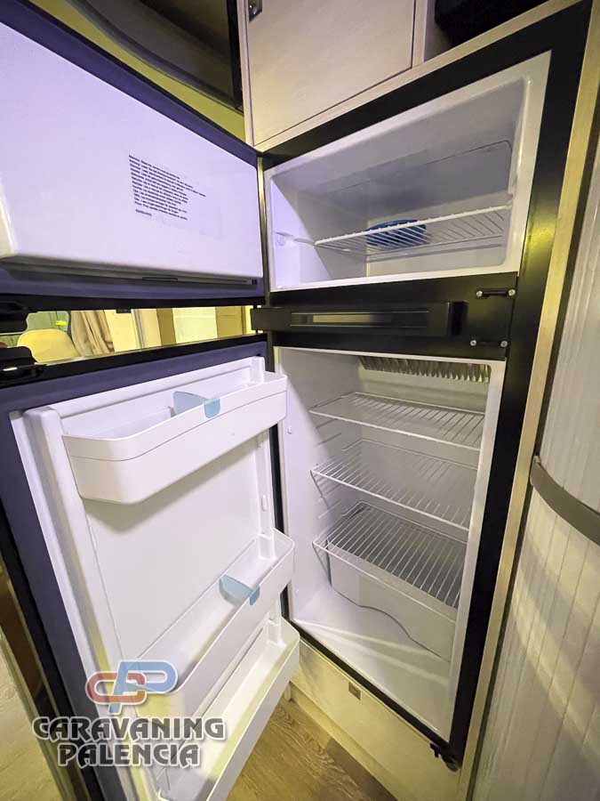 challenger-396-ocasion-caravaningpalencia-14